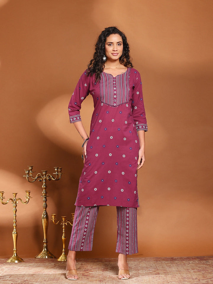 Printed Cotton Blend Kurta With Pant