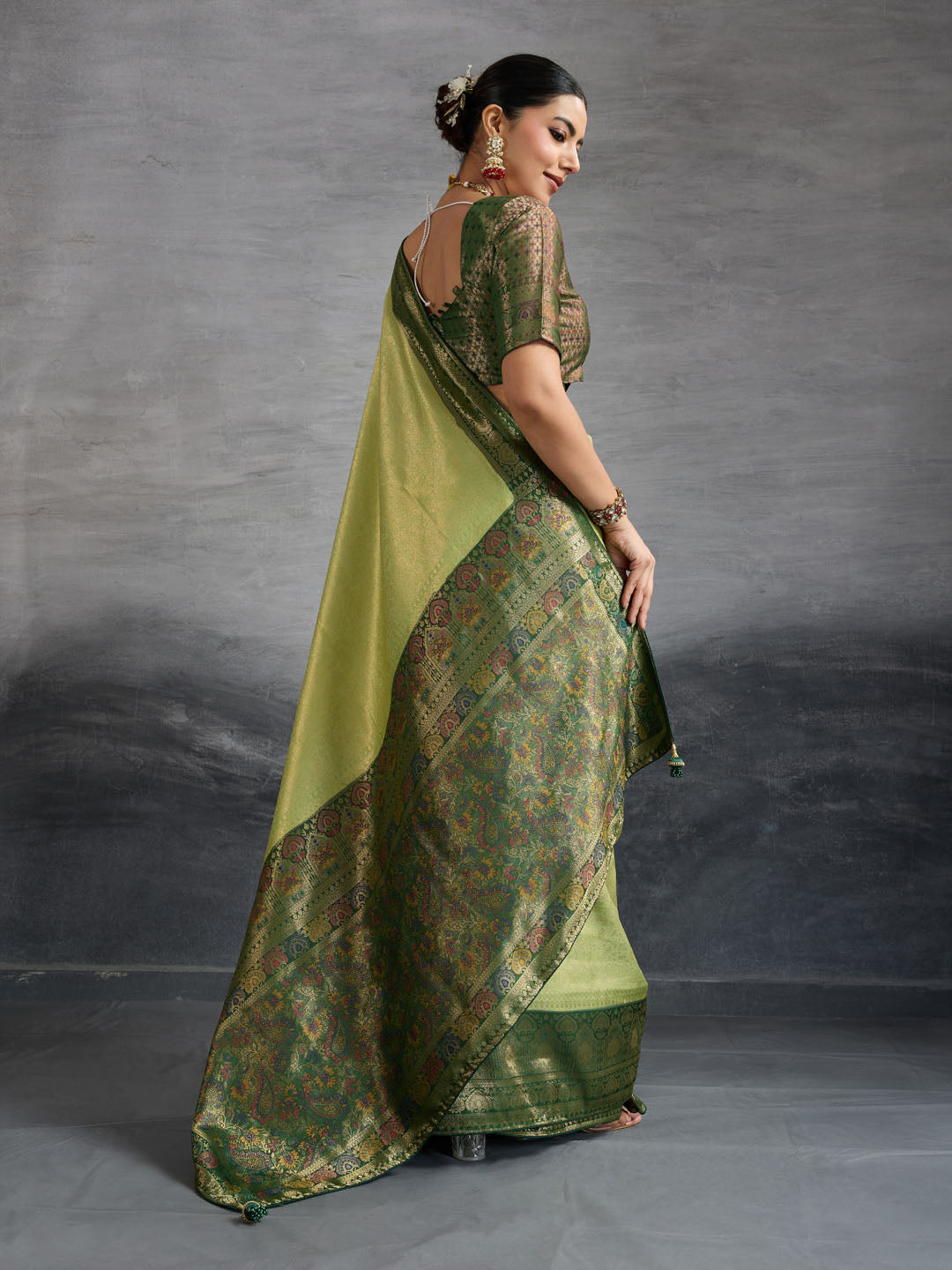 Woven Design Kanjivaram Silk Saree