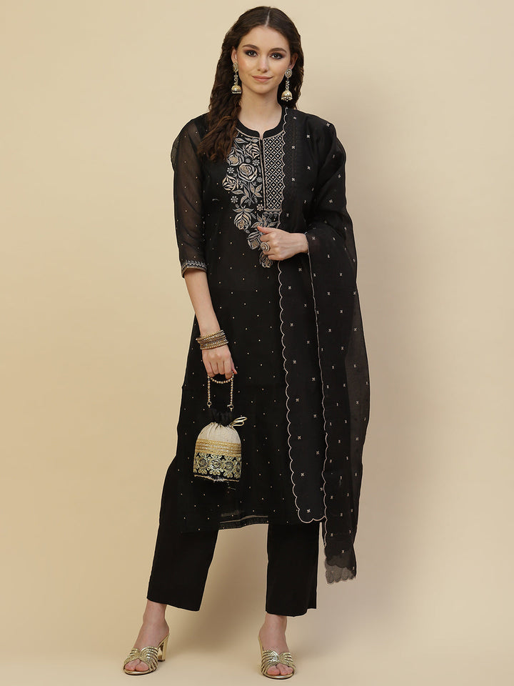 Resham Neck Embroidered Chanderi Kurta With Pants &amp; Dupatta