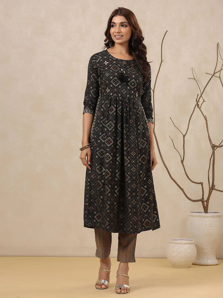 Printed Muslin Kurta With Pants