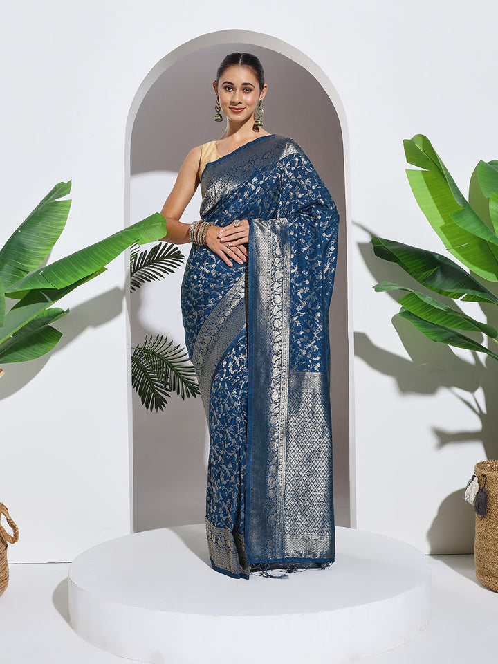 Zaari Jaal Woven Crepe Saree