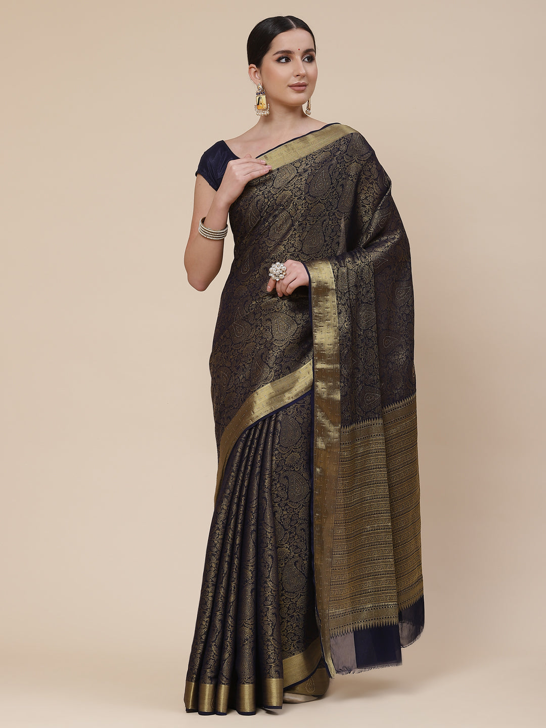 Light Brocade Georgette Plain Saree