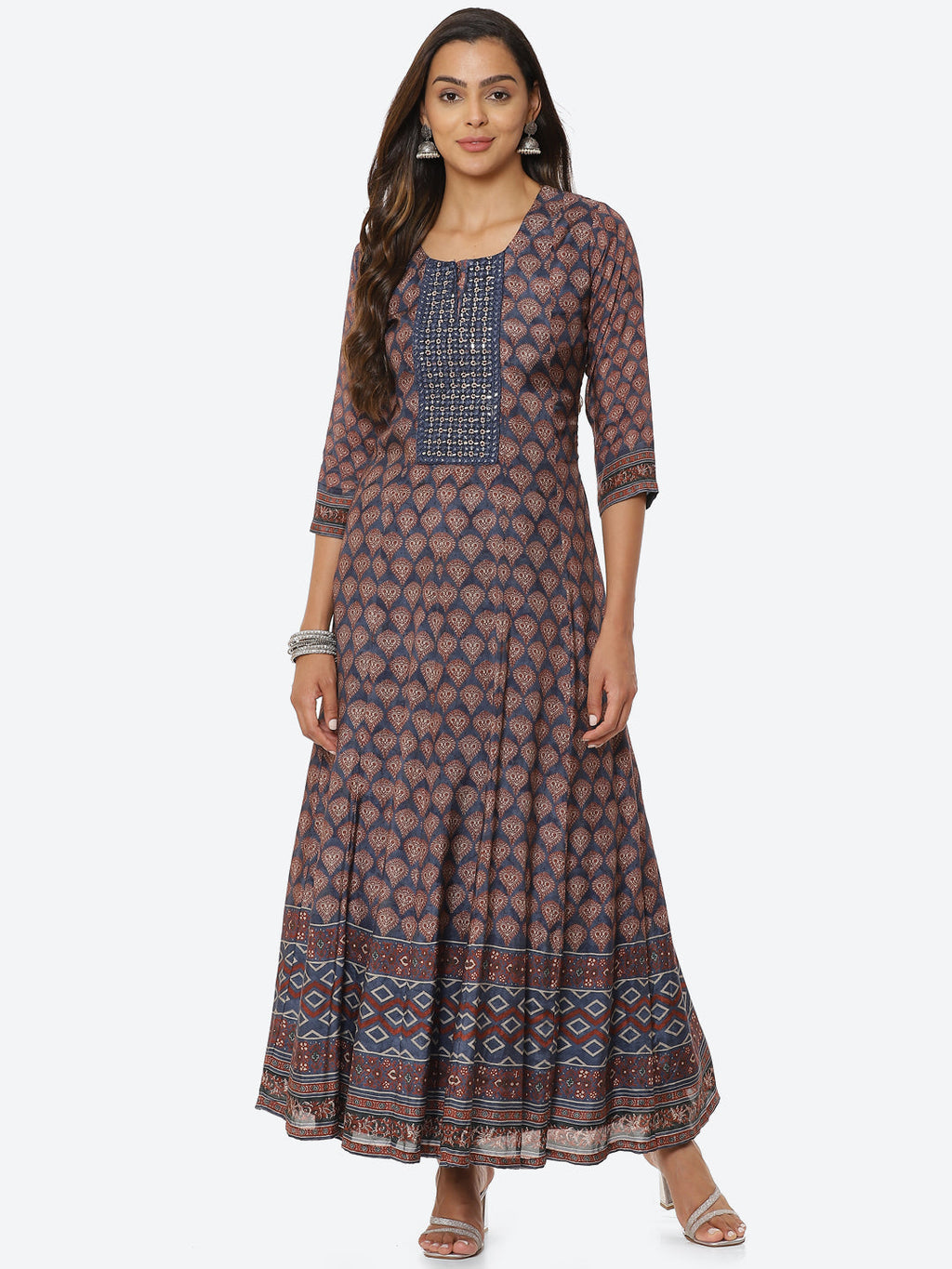 Mirror Neck Embroidered Muslin Kurta