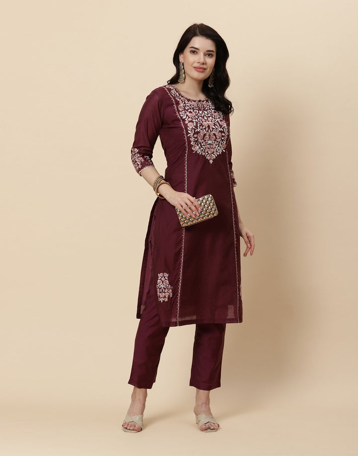 Embroidered Chanderi Kurti With Pant