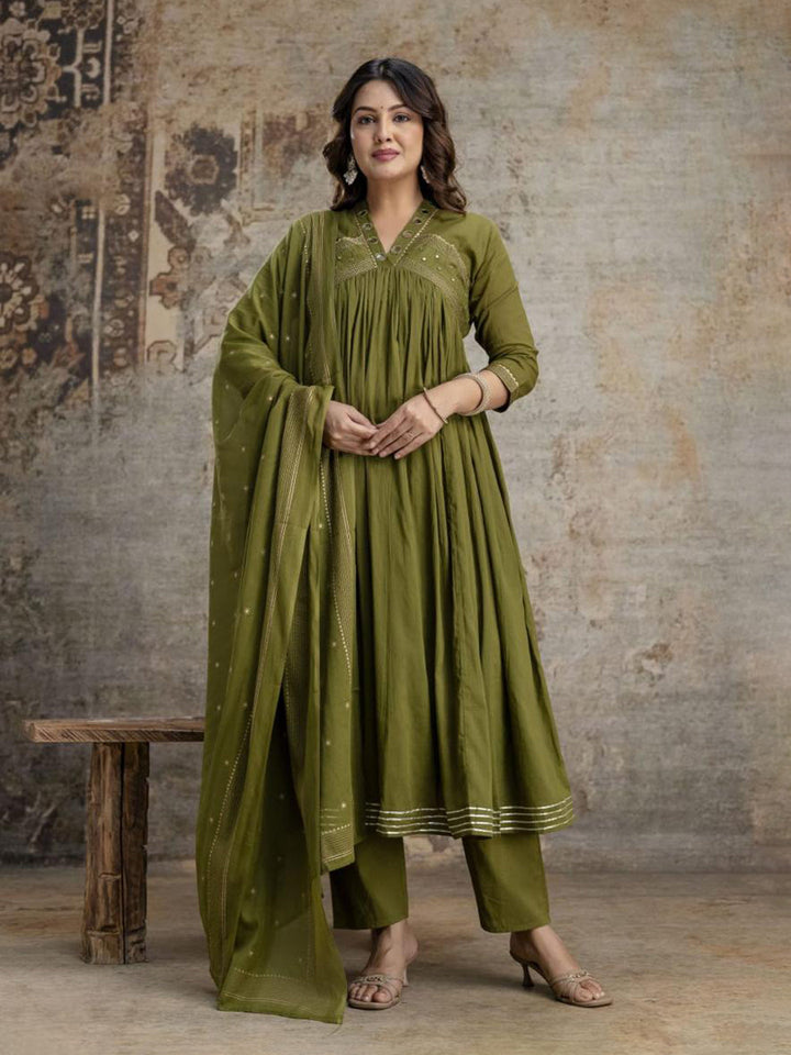 Green Cotton Blend Embroidered Straight Suit Set