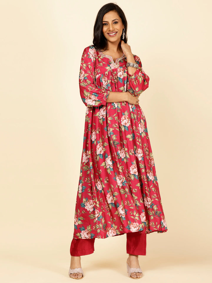 Floral Printed Muslin Kurta With Pants