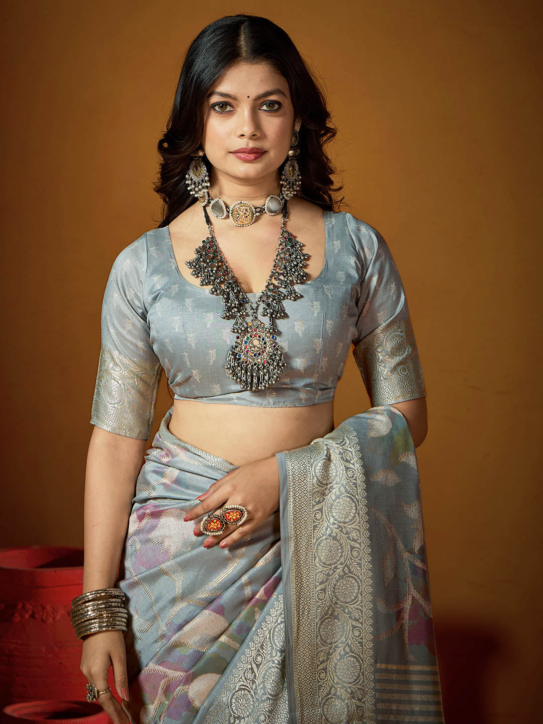 Zari Jaal Woven Art Silk Saree