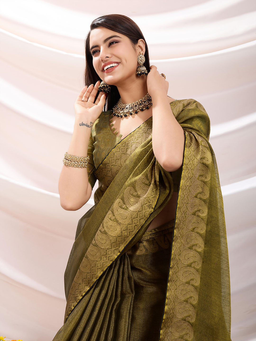 Woven Design Cotton Linen Saree