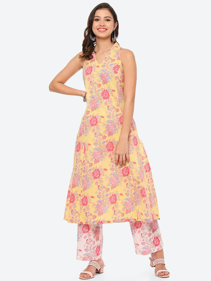 Floral Printed Cotton Kurta With Pant