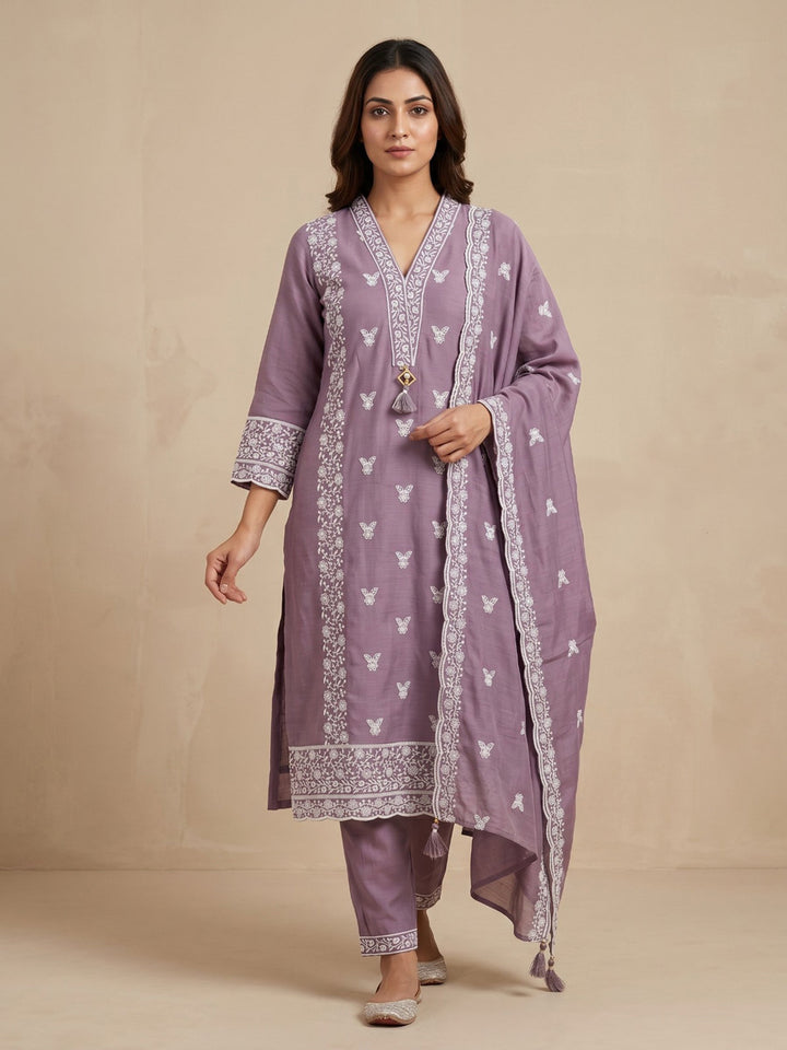 Lavender Embroidered Cotton Blend Straight Round Neck Suit Set