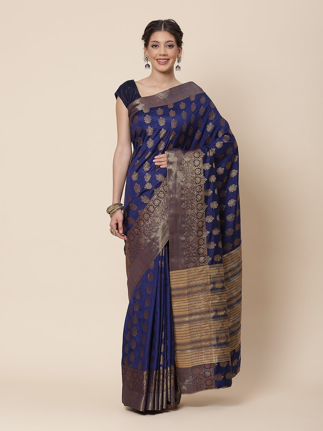 Zari Border Booti Art Handloom Woven Saree