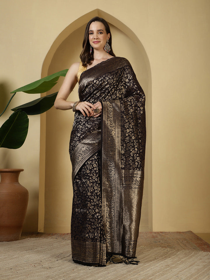 Zaari Jaal Crepe Saree