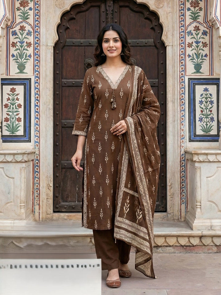 Brown Cotton Blend Printed Straight Suit Set
