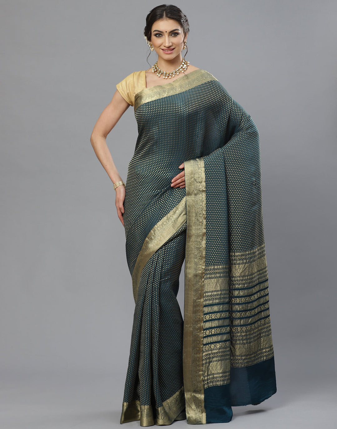 Crepe Saree with Zari Booti Design