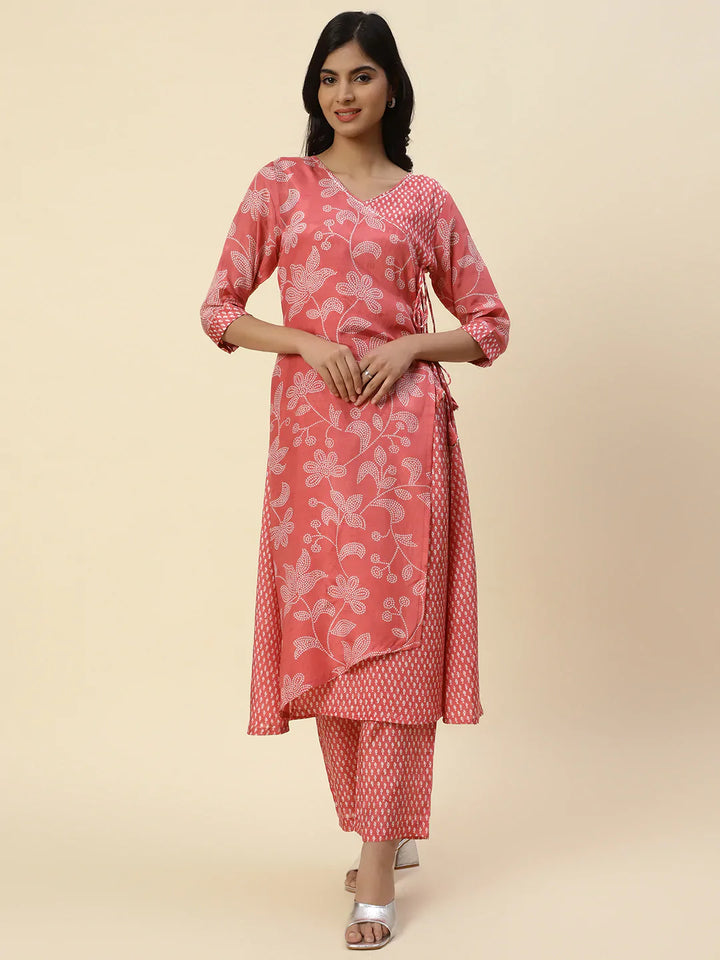 Floral Printed Muslin Kurta With Pants