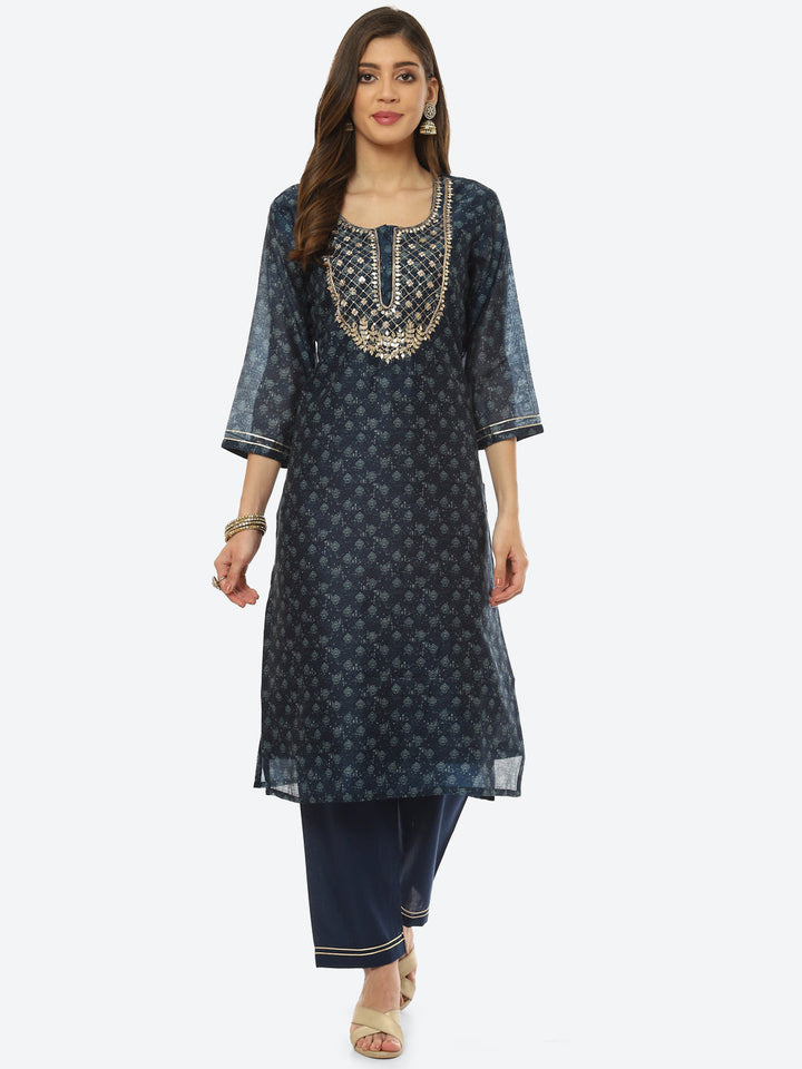 Gota Neck Printed Chanderi Kurta With Pant