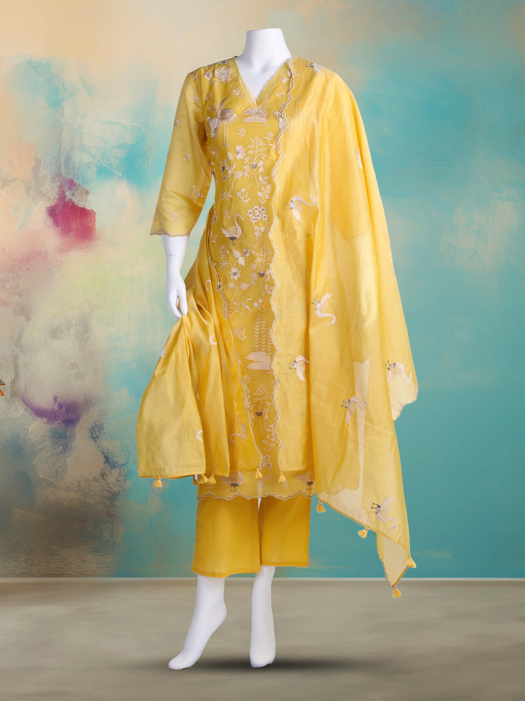 Embroidered Chanderi Kurta With Pant &amp; Dupatta