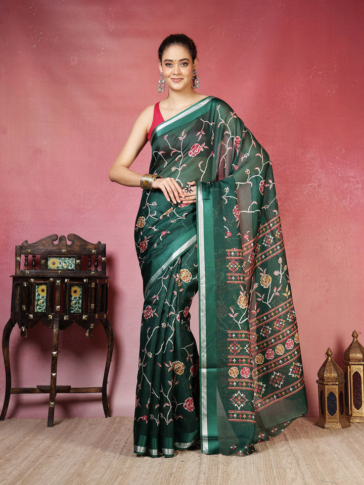 Floral Printed Cotton Blend Saree