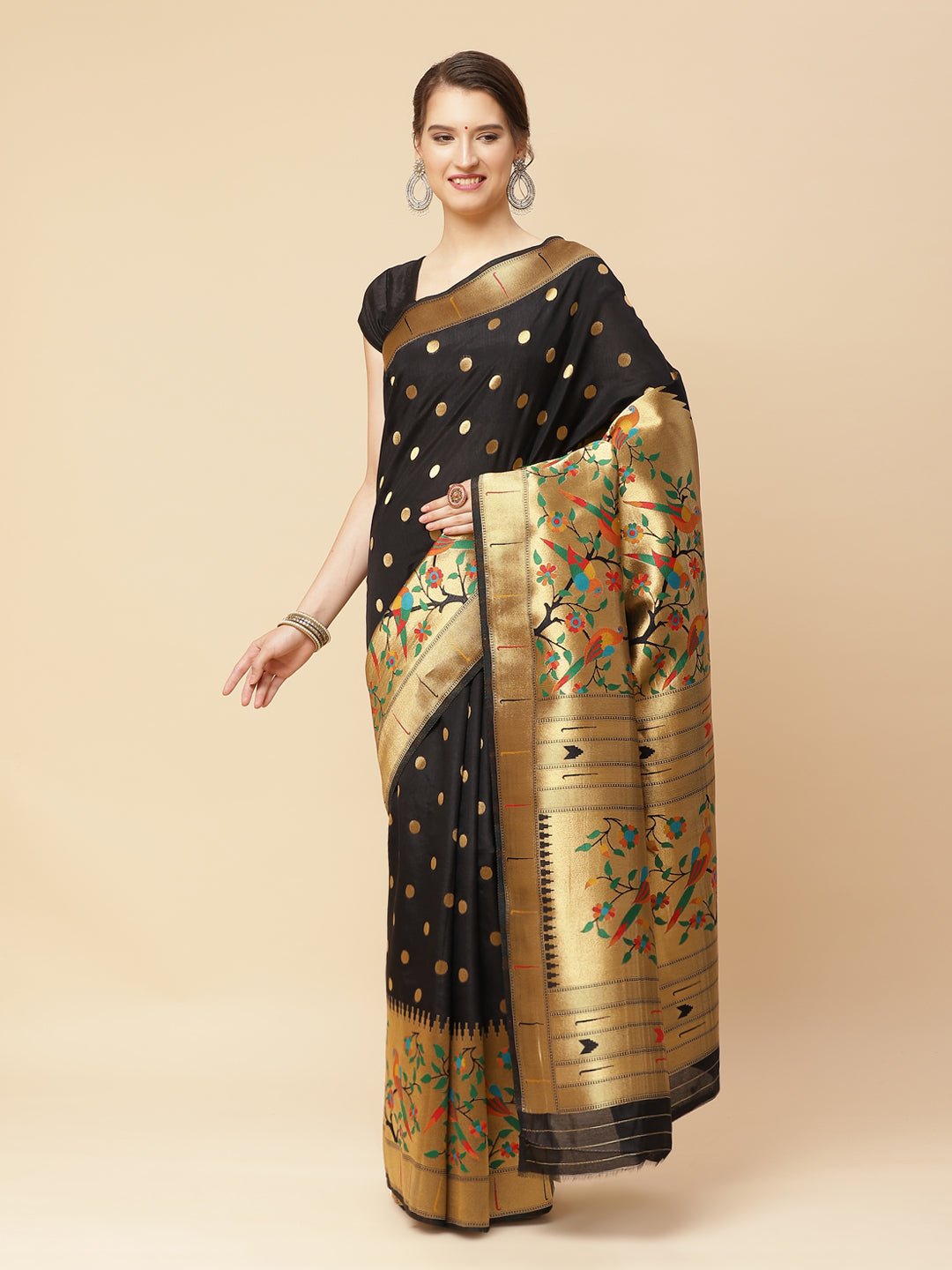 Zari Booti Art Handloom Woven Saree