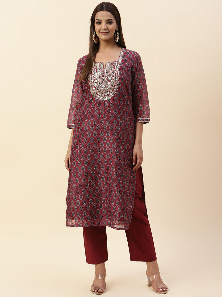Printed &amp; Neck Embroidered Chanderi Kurta With Pants