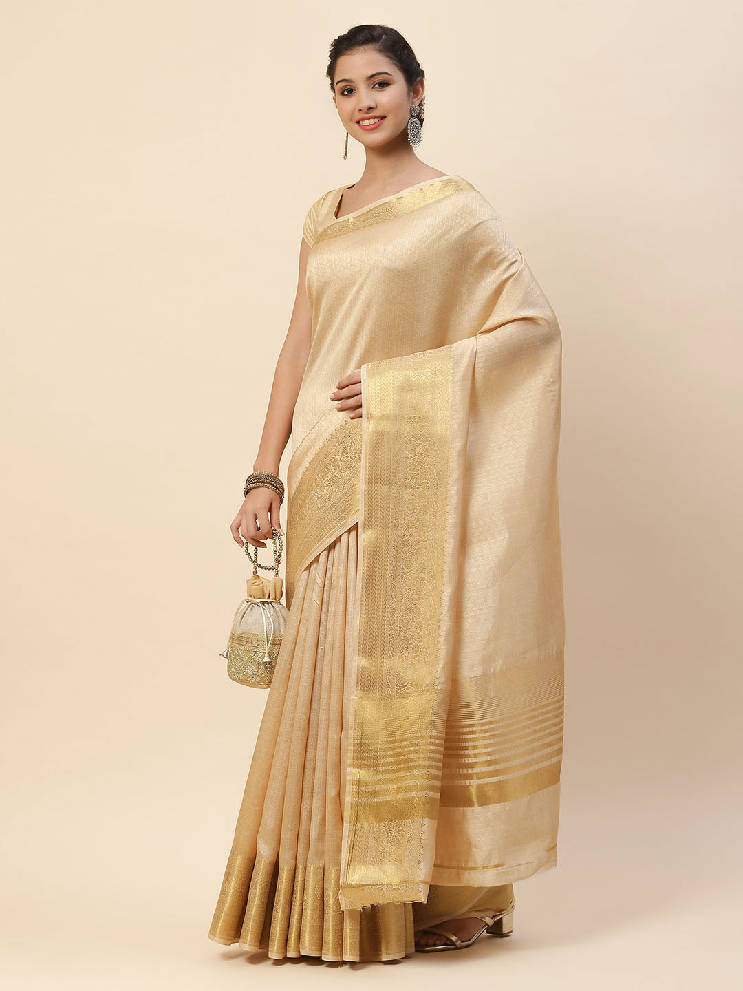 Plain Zari Border Art Handloom Woven Saree