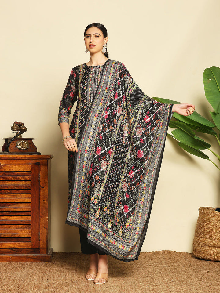 Printed Muslin Suit With Pant &amp; Dupatta