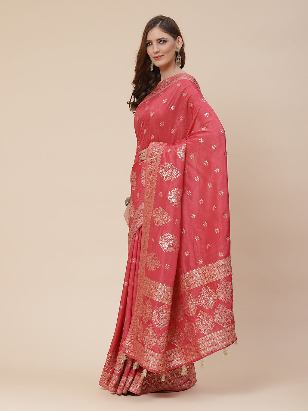 Zari Border Booti Banarasi Woven Saree