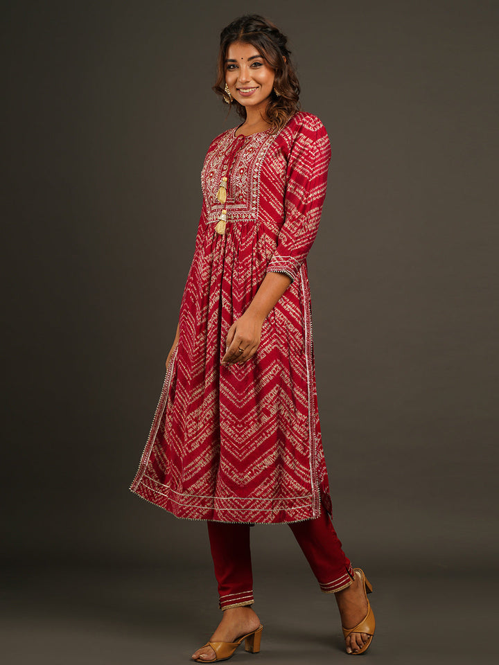Neck Embroidered &amp; Printed Chanderi Kurta With Pants