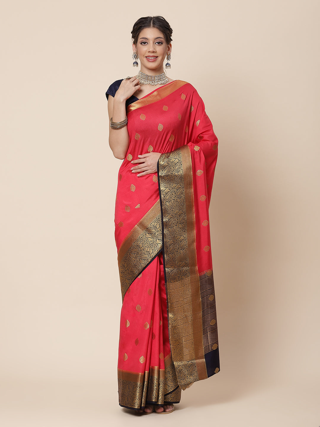 Zari Border Booti Art Handloom Woven Saree
