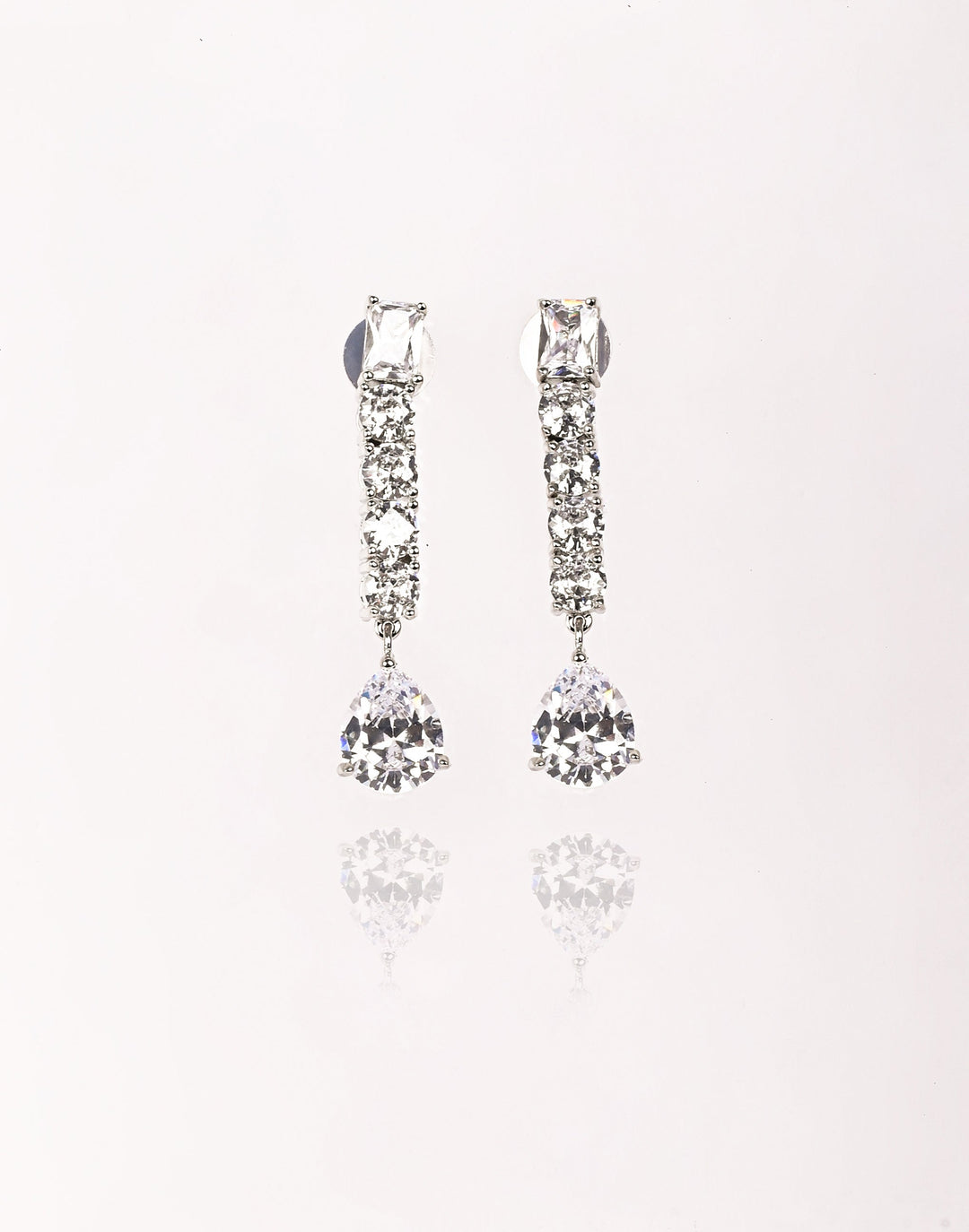 Gold Plated Earring embellished With Diamond Stone