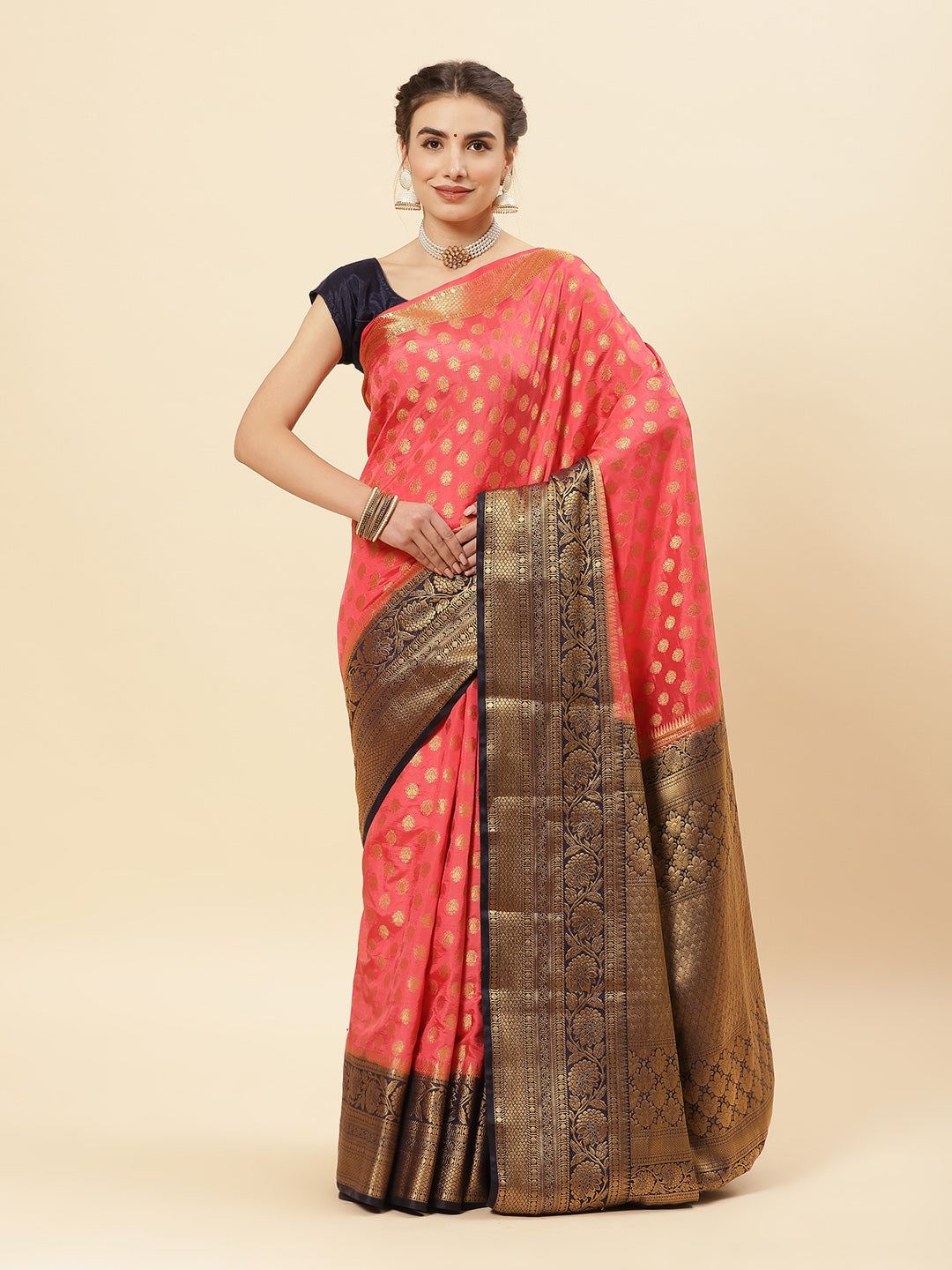 Art Handloom Saree with Zari Border Booti