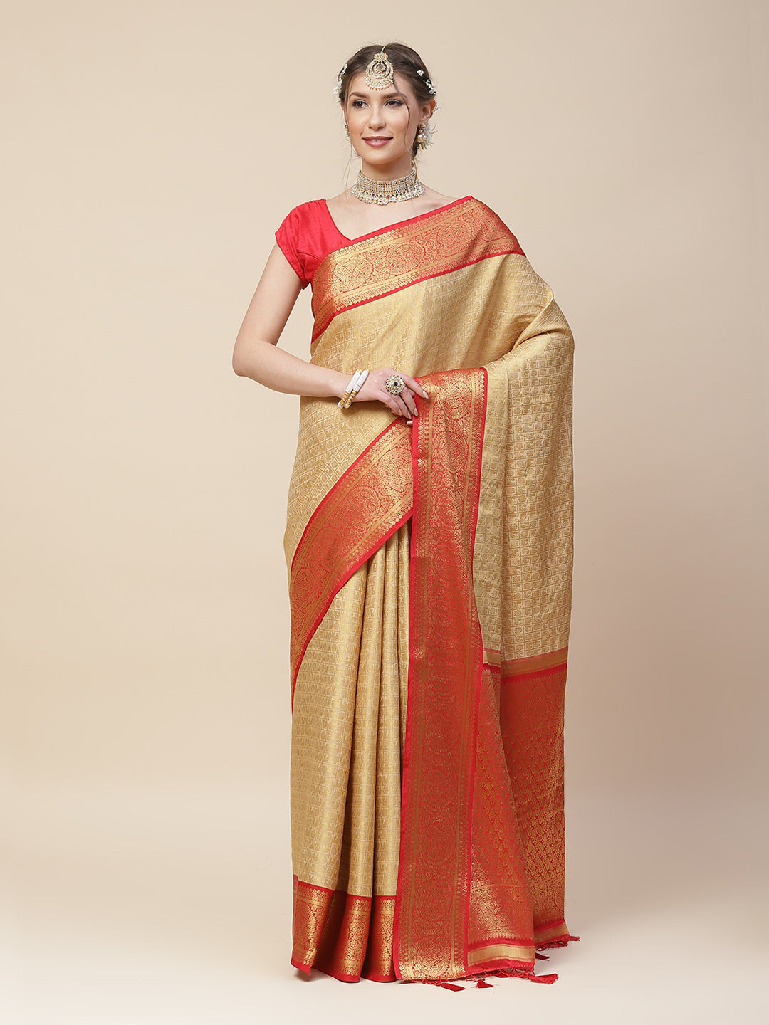 Zari Border Booti Art Handloom Woven Saree