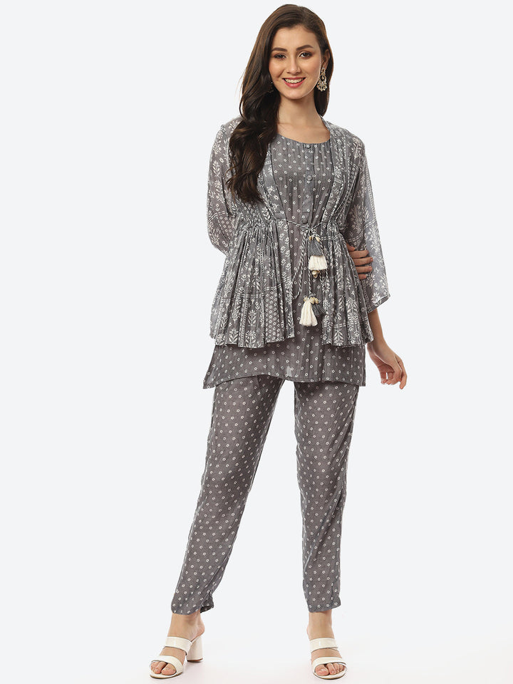Floral Printed Muslin Kurti With Pant &amp; Jacket
