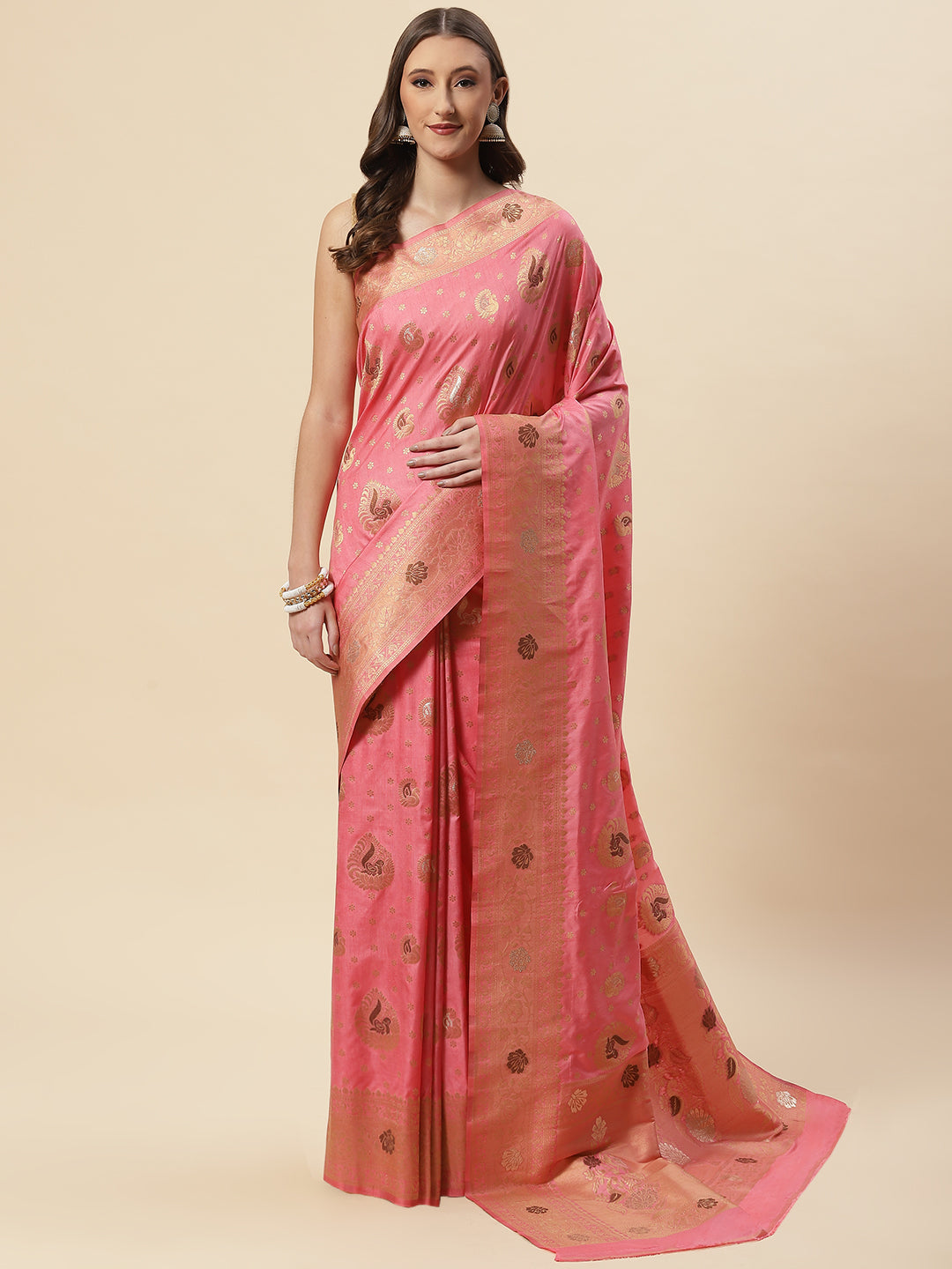 Zari Booti Handloom Woven Saree