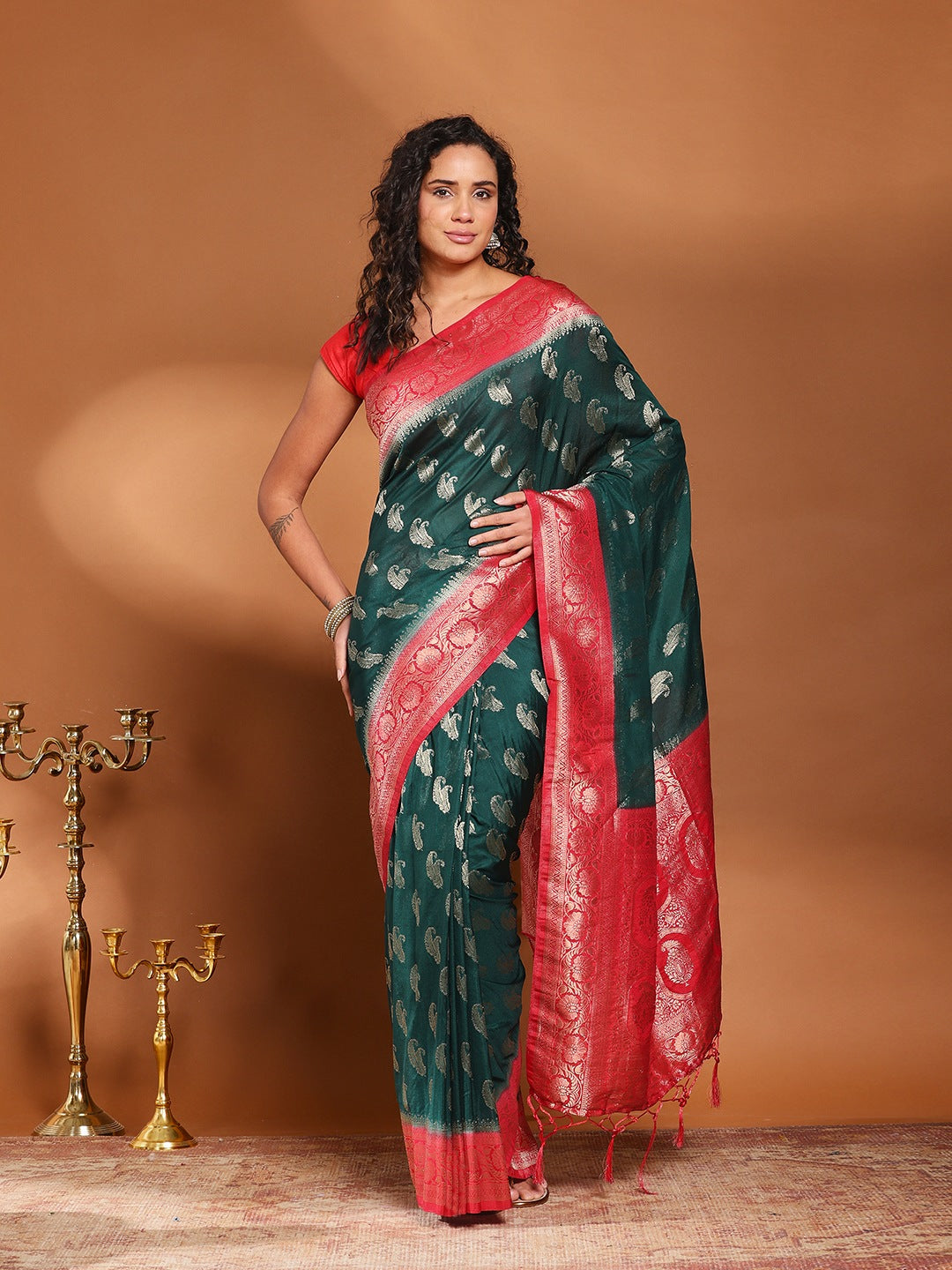 Plain Crepe Saree