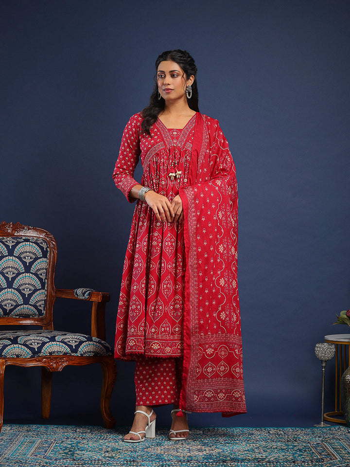 Pink Cotton Blend Printed Straight Suit Set