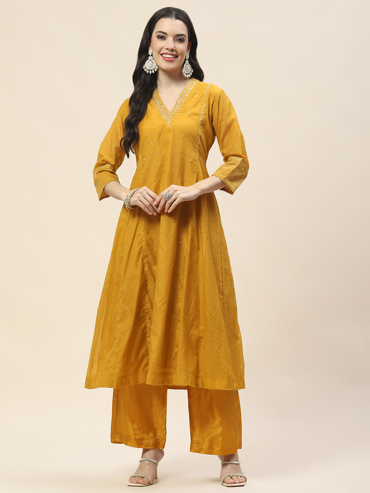 Neck Embroidered Chanderi Kurta With Pants