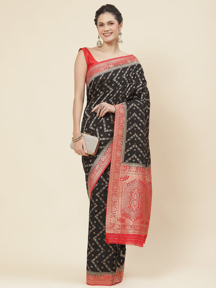 Zari Border Woven Handloom Saree