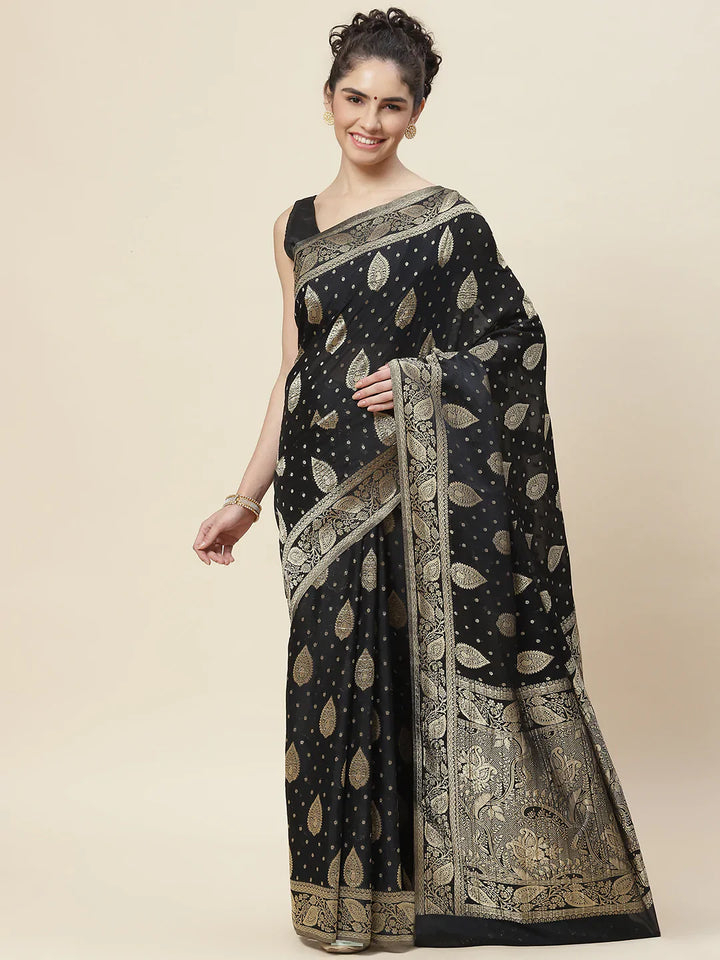 Zari Booti Crepe Plain Saree