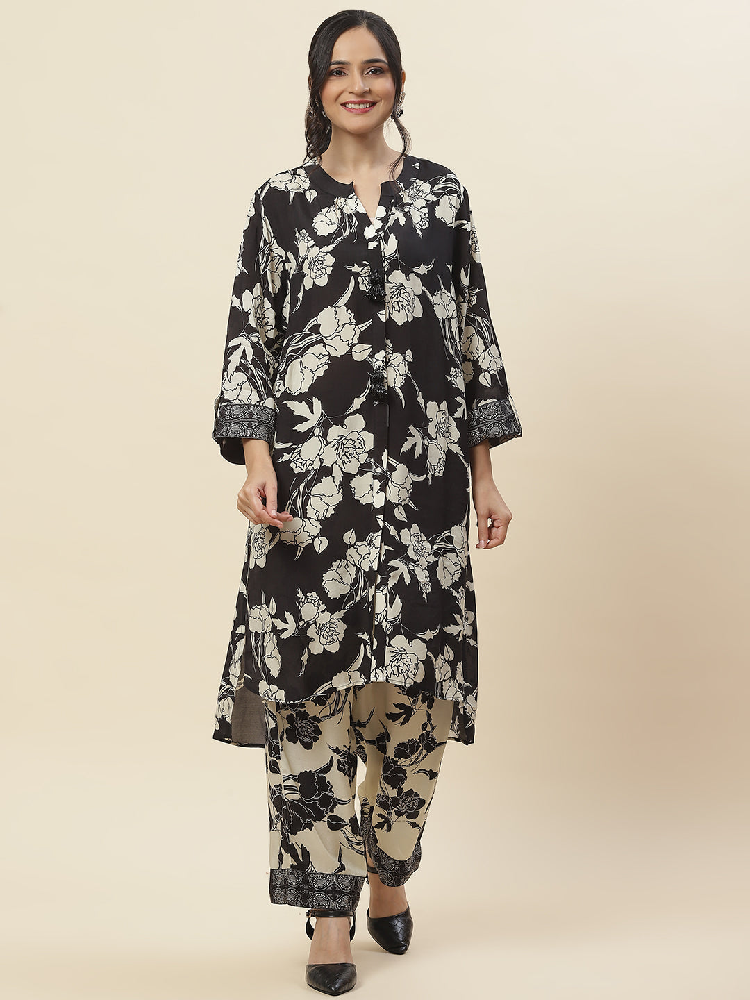 Floral Printed Muslin Kurta With Pants