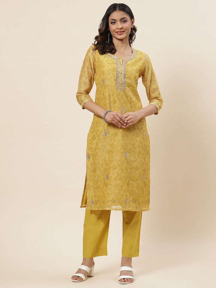 Printed &amp; Neck Embroidered Chanderi Kurta With Pants