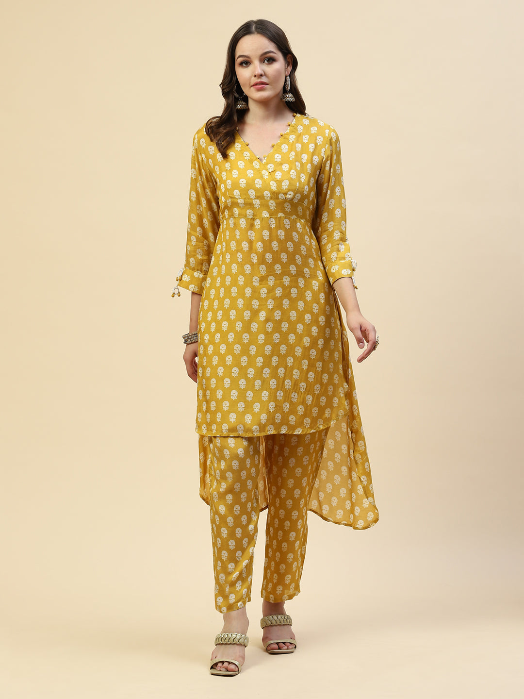Floral Printed Muslin Kurta With Pants