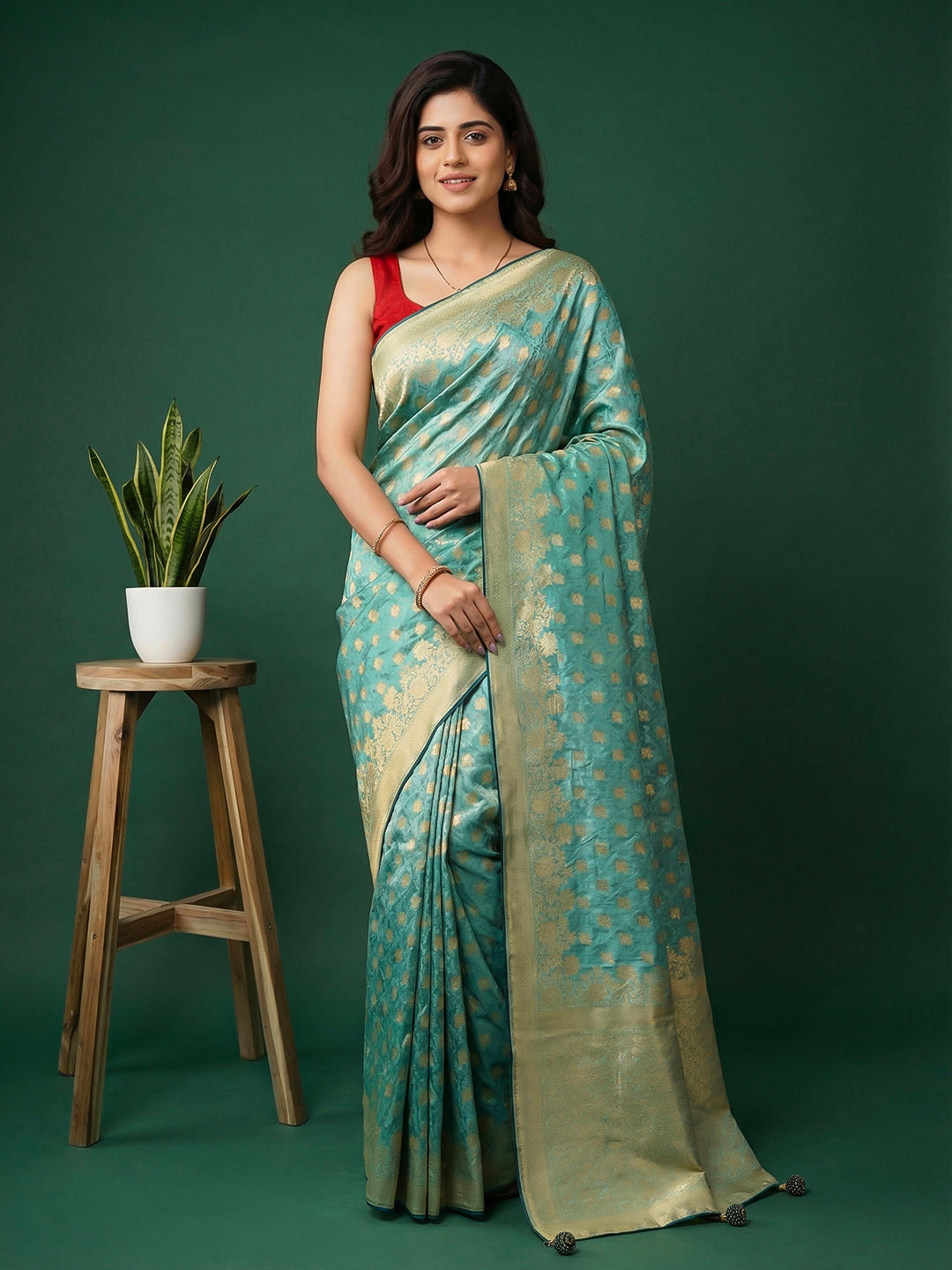 Woven Design Dola Silk Saree