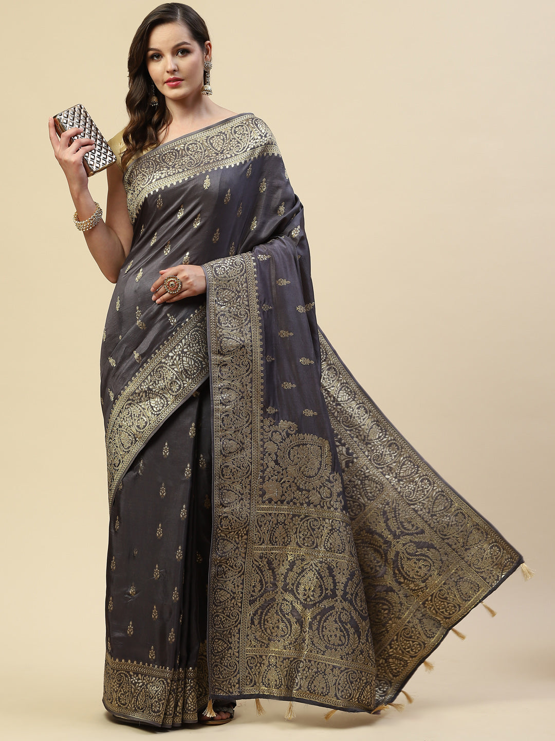 Zari Jaal Handloom Woven Saree