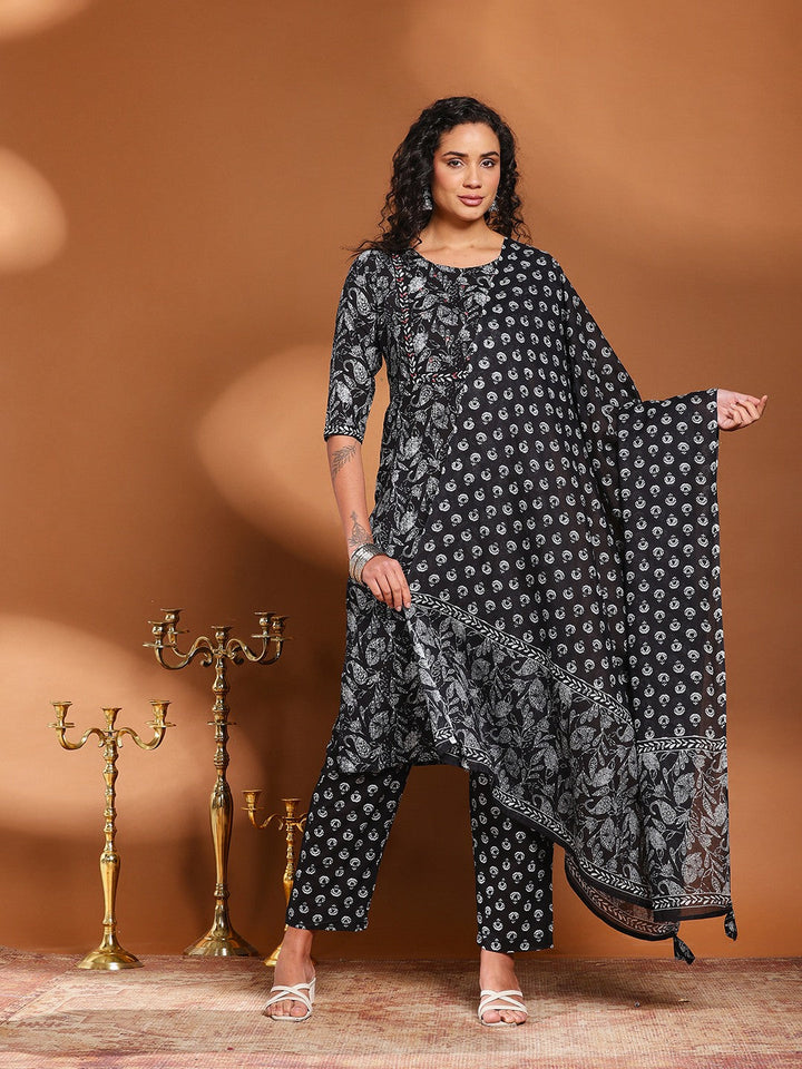 Printed Cotton Kurta With Pant &amp; Dupatta