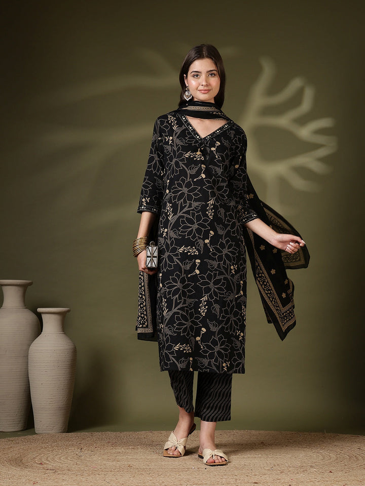Printed Cotton Blend Kurta With Pant &amp; Dupatta