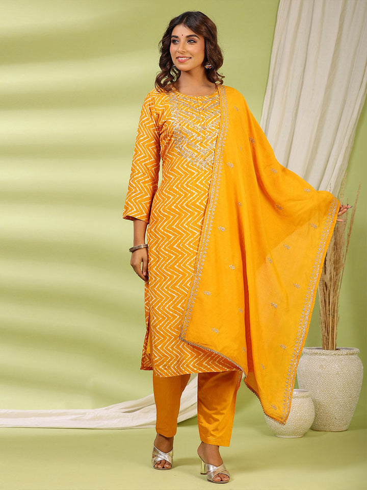 Printed Muslin Kurta With Pants &amp; Dupatta