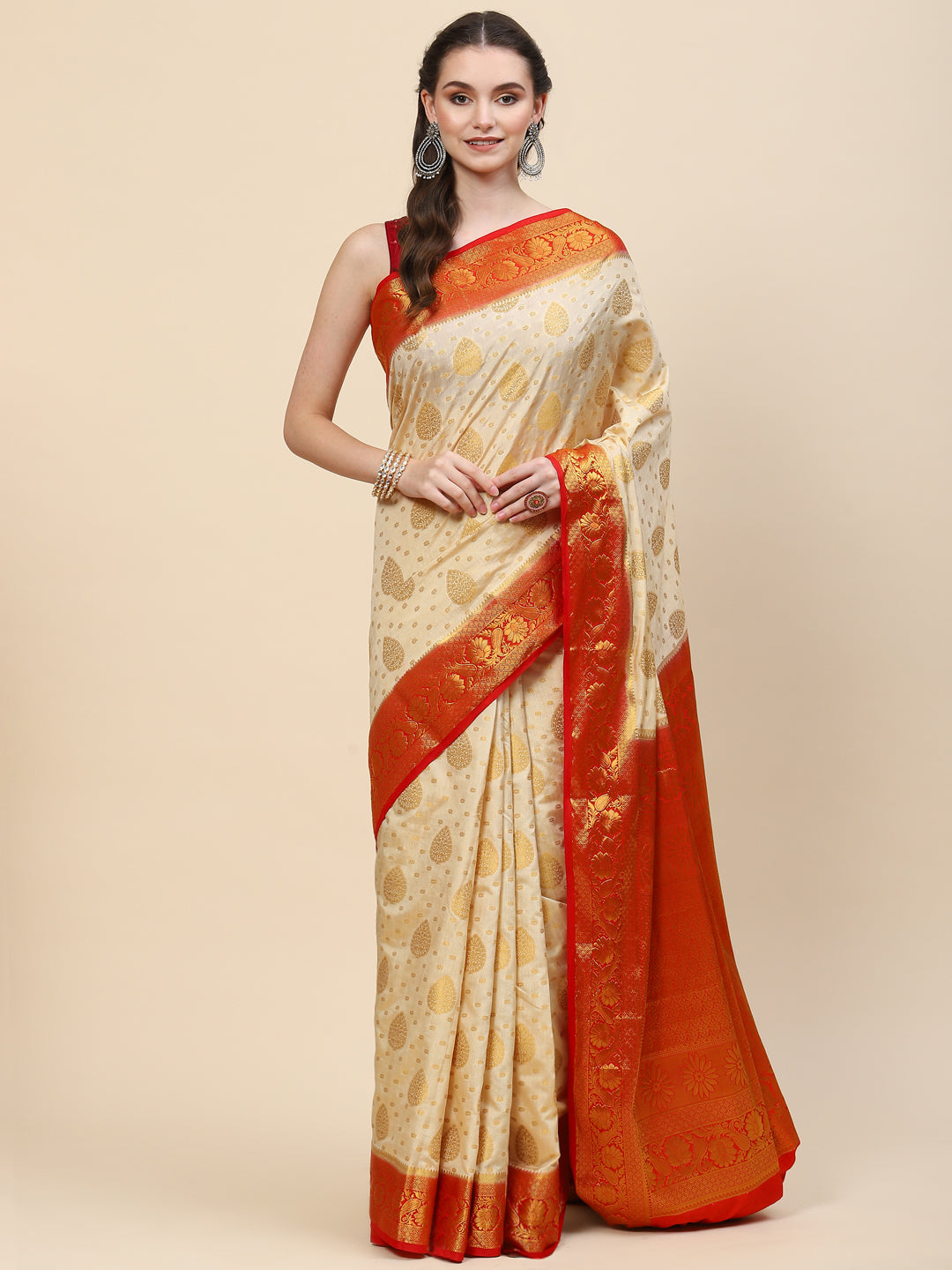 Zari Border Booti Handloom Woven Saree