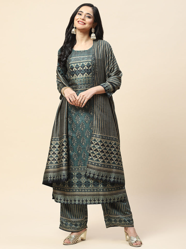 Printed Tussar Kurta with Pants &amp; Dupatta