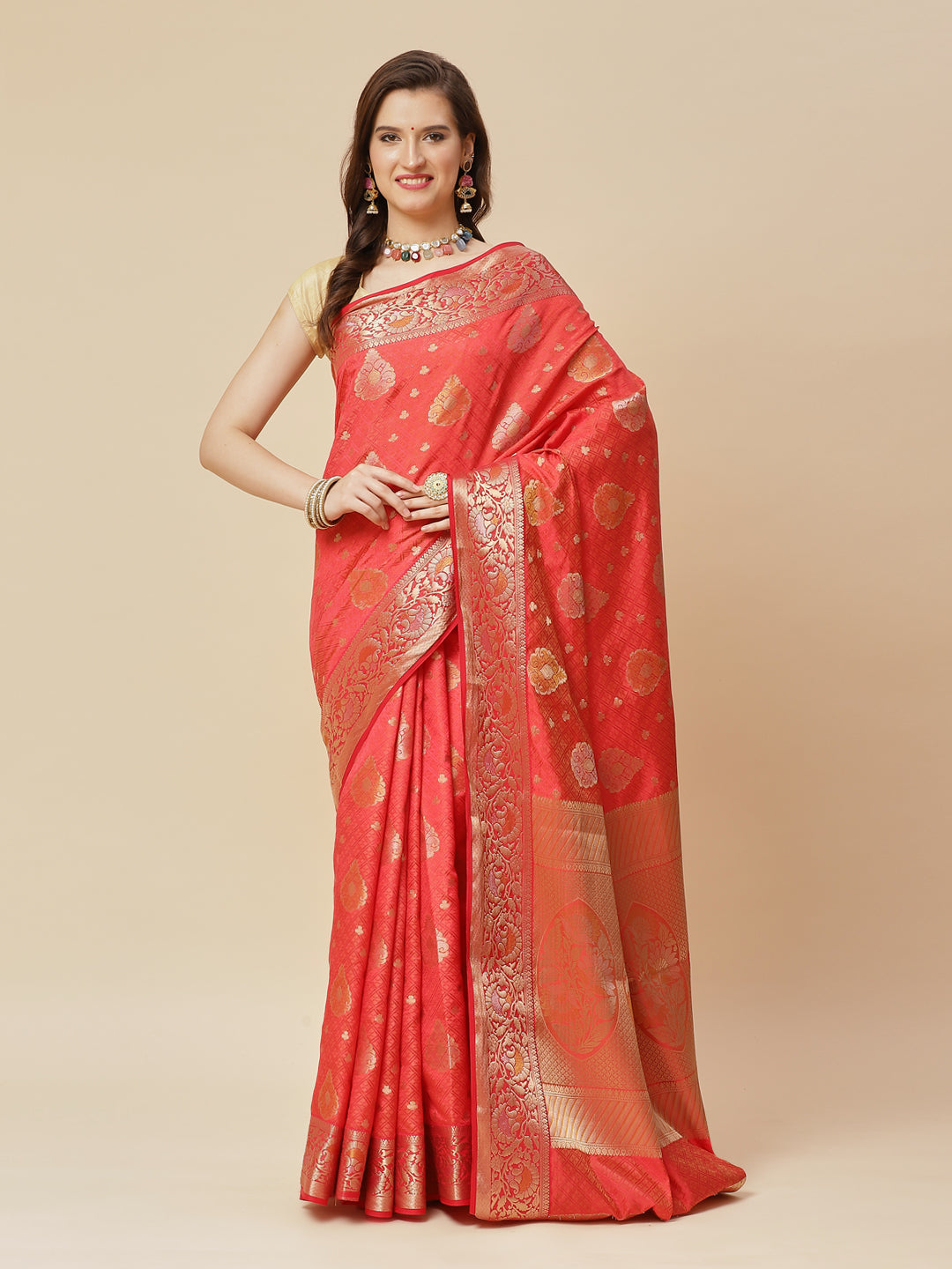 Zari Border Booti Art Handloom Woven Saree
